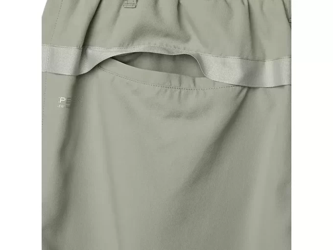 PANTALONI DETAȘABILI PANTALONI DETAȘABILI