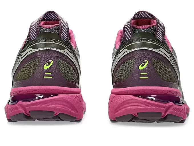 SUS ACOLO x GEL-TERRAIN SUS ACOLO x GEL-TERRAIN