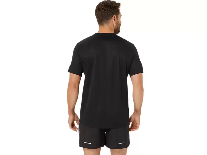 TOP CU MÂNECĂ SCURTĂ ȘI LOGO FUJITRAIL TOP CU MÂNECĂ SCURTĂ ȘI LOGO FUJITRAIL
