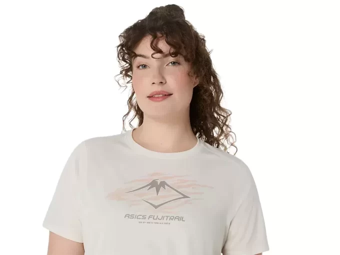 TOP CU MÂNECĂ SCURTĂ ȘI LOGO FUJITRAIL TOP CU MÂNECĂ SCURTĂ ȘI LOGO FUJITRAIL
