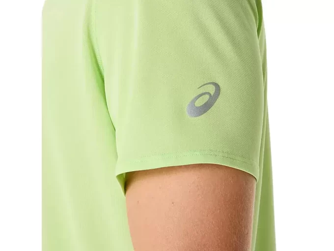 TOP CU MÂNECĂ SCURTĂ ȘI LOGO FUJITRAIL TOP CU MÂNECĂ SCURTĂ ȘI LOGO FUJITRAIL