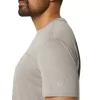 TOP CU MÂNECĂ SCURTĂ ȘI LOGO FUJITRAIL TOP CU MÂNECĂ SCURTĂ ȘI LOGO FUJITRAIL