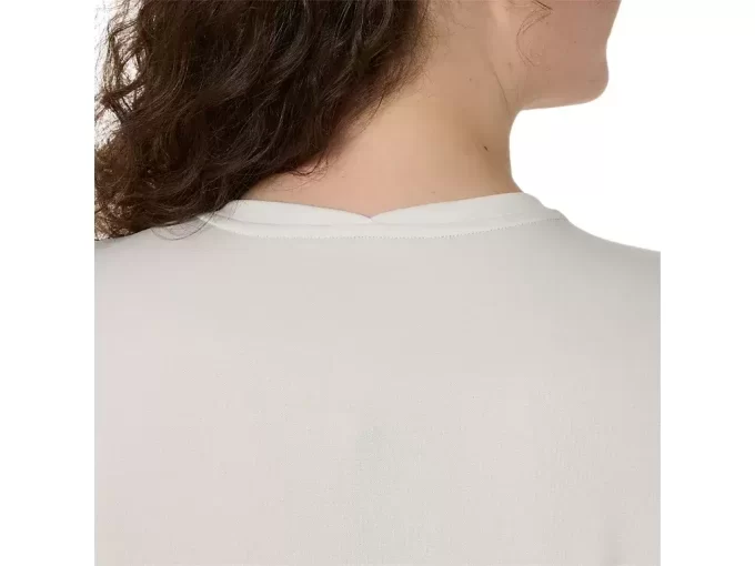 TOP CU MÂNECĂ SCURTĂ ȘI LOGO FUJITRAIL TOP CU MÂNECĂ SCURTĂ ȘI LOGO FUJITRAIL