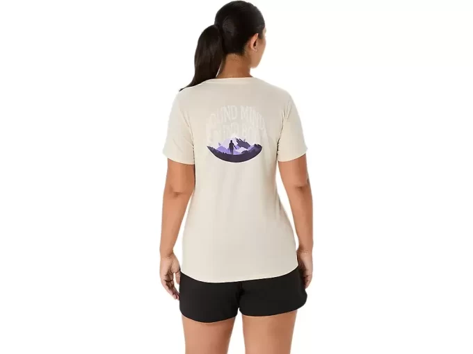 TRICOU ASICS NATURE CU GOLET ÎN V ȘI MÂNECĂ SCURTĂ PENTRU DAMĂ TRICOU ASICS NATURE CU GOLET ÎN V ȘI MÂNECĂ SCURTĂ PENTRU DAMĂ