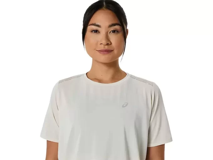 TRICOU CU MÂNECĂ SCURTĂ DE STRADĂ TRICOU CU MÂNECĂ SCURTĂ DE STRADĂ