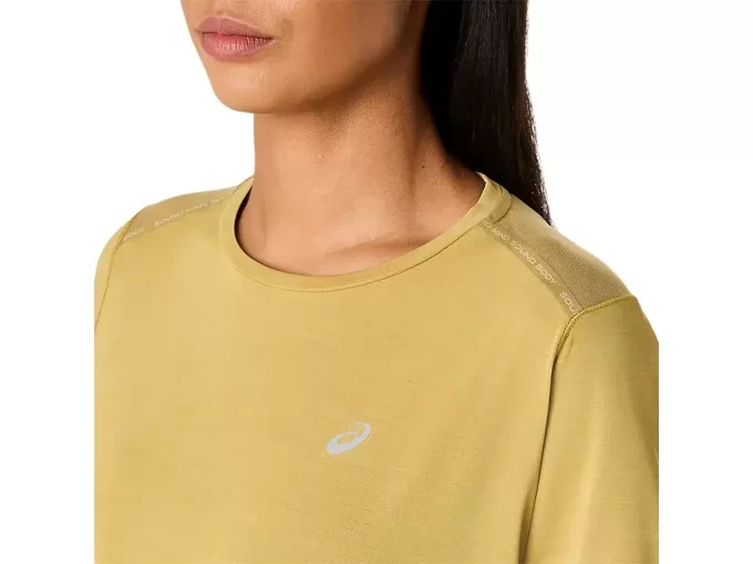 TRICOU CU MÂNECĂ SCURTĂ DE STRADĂ TRICOU CU MÂNECĂ SCURTĂ DE STRADĂ